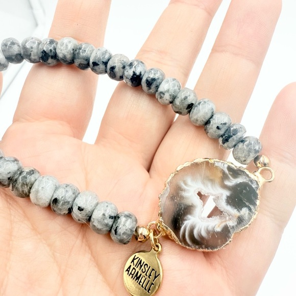 Kinsley Armelle SMOKY LARVIKITE and AGATE SLICES Bracelet - Picture 3 of 6